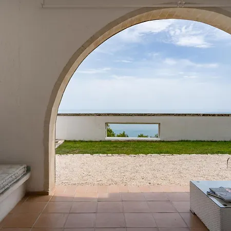 Hotel La Del Carrubo Mattinata