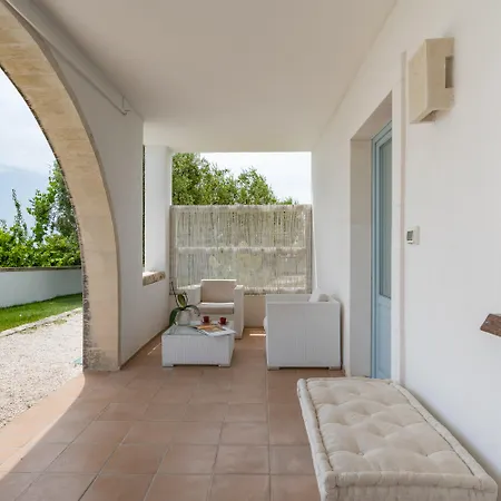 Hotel La Del Carrubo 5*