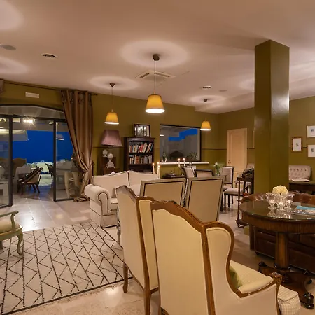 Hotel La Del Carrubo Mattinata