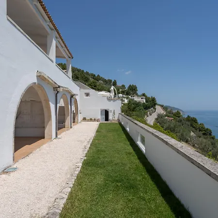 La Del Carrubo 마티나타