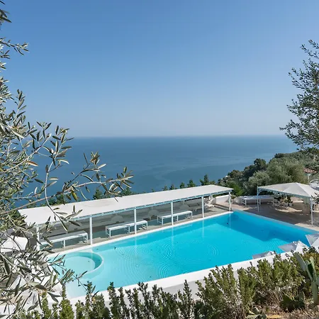 Hotel La Del Carrubo 5*