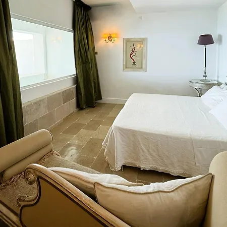La Del Carrubo Hotel