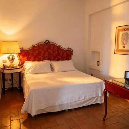 La Del Carrubo Hotel 5*